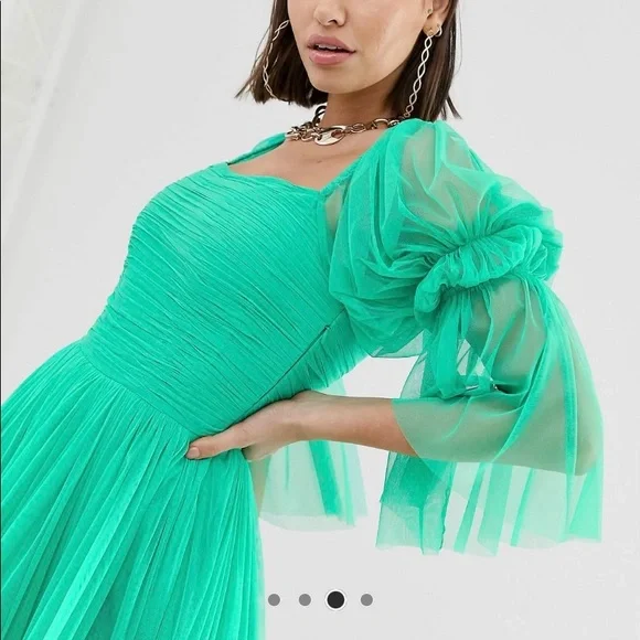 COPY - Ruched and square neck mini dress with structured hem in green - Picture 7 of 7